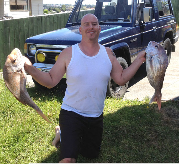 ShoreThing Catching Snapper