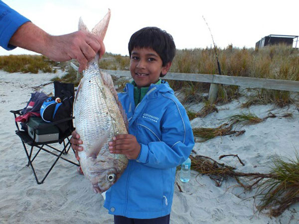 Snapper caught on flexiwing fishing kite rig